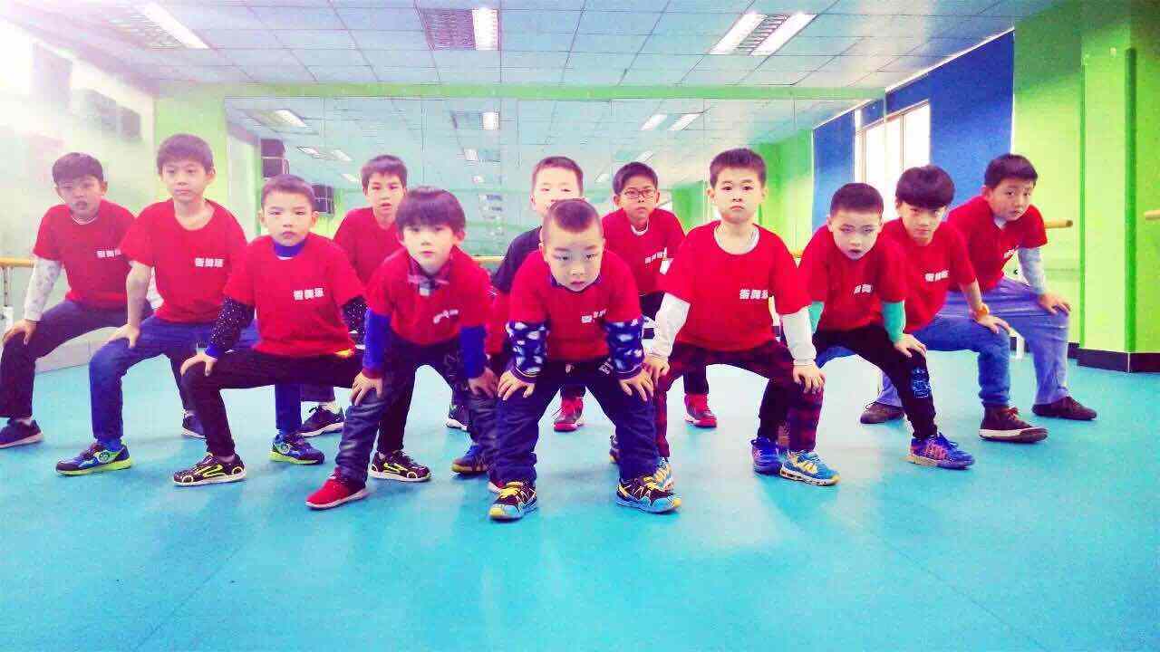 街舞:课本里找不到的文化却魅力无穷 | 第3张 | 嘻哈中国 街舞:课本里找不到的文化却魅力无穷 | 第3张