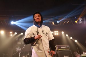 电影《嘻哈江湖》/每个人自会说第一句话起，就应该学会闭嘴 | 第10张