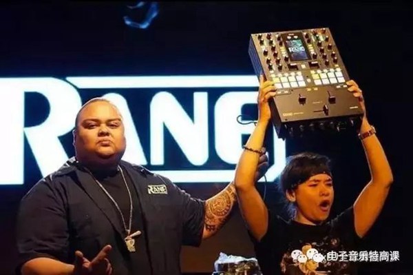 2017美国DMC冠军女DJ Perly的3个建议每个DJ必看 | 第3张 | 嘻哈中国 2017美国DMC冠军女DJ Perly的3个建议每个DJ必看 | 第3张