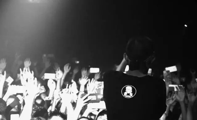 卓卓:我想用最年轻的心 抒发最街头的声音 | 第4张 | 嘻哈中国 卓卓:我想用最年轻的心 抒发最街头的声音 | 第4张