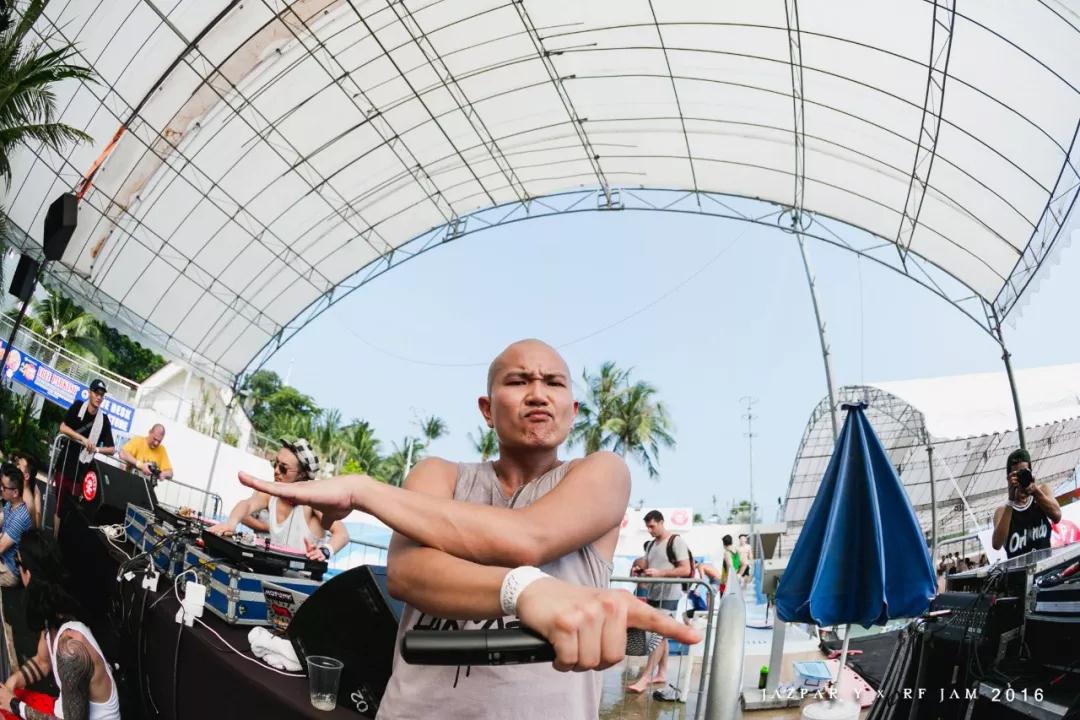 顶级街舞大赛"MC"的存在是有多重要?看完你就明白了 | 第4张 | 嘻哈中国 顶级街舞大赛"MC"的存在是有多重要?看完你就明白了 | 第4张