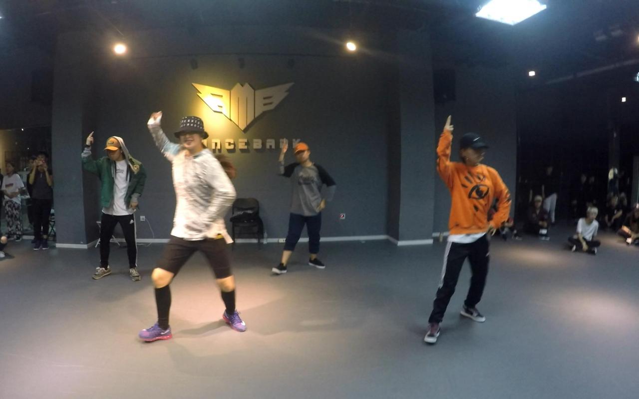 如果没有机会跟随老师 该怎么自学街舞? | 第3张 | 嘻哈中国 如果没有机会跟随老师 该怎么自学街舞? | 第3张