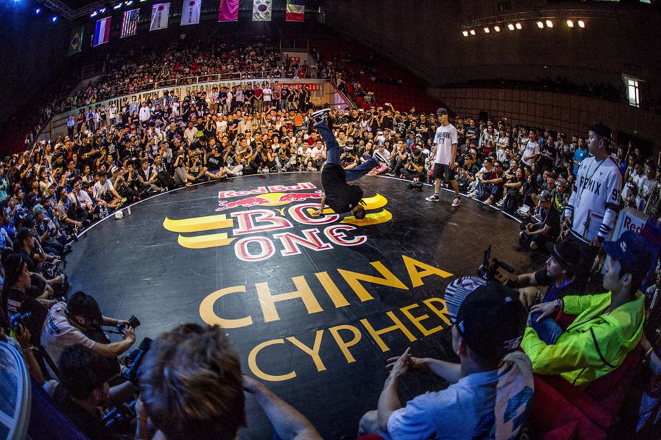 如果没有机会跟随老师 该怎么自学街舞? | 第1张 | 嘻哈中国 如果没有机会跟随老师 该怎么自学街舞? | 第1张