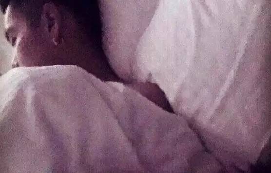 吴亦凡睡粉丝不奇怪 说说嘻哈圈大牌明星草粉的故事 | 第1张 | 嘻哈中国 吴亦凡睡粉丝不奇怪 说说嘻哈圈大牌明星草粉的故事 | 第1张