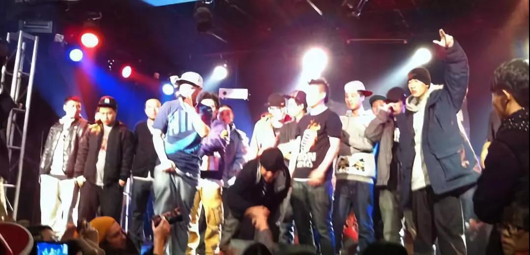 从爆音到贝贝 王波到小老虎 中国有freestyle battle | 第4张 | 嘻哈中国 从爆音到贝贝 王波到小老虎 中国有freestyle battle | 第4张