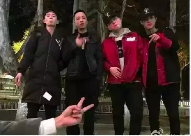 从爆音到贝贝 王波到小老虎 中国有freestyle battle | 第14张 | 嘻哈中国 从爆音到贝贝 王波到小老虎 中国有freestyle battle | 第14张
