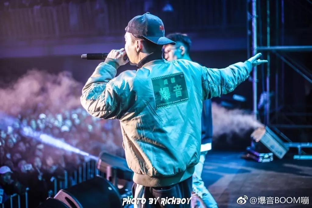 从爆音到贝贝 王波到小老虎 中国有freestyle battle | 第21张 | 嘻哈中国 从爆音到贝贝 王波到小老虎 中国有freestyle battle | 第21张