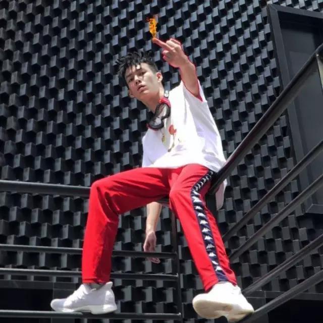 Freestyle Battle就是拿着麦克风互飙脏话? | 第4张 | 嘻哈中国 Freestyle Battle就是拿着麦克风互飙脏话? | 第4张