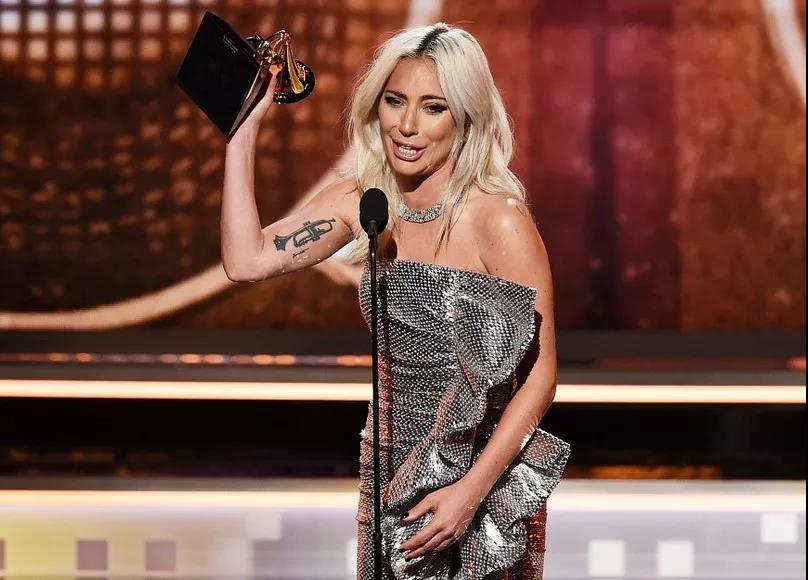 Eminem怒怼格莱美:再也不会参加这个烂奖 | 第1张 | 嘻哈中国 Eminem怒怼格莱美:再也不会参加这个烂奖 | 第1张