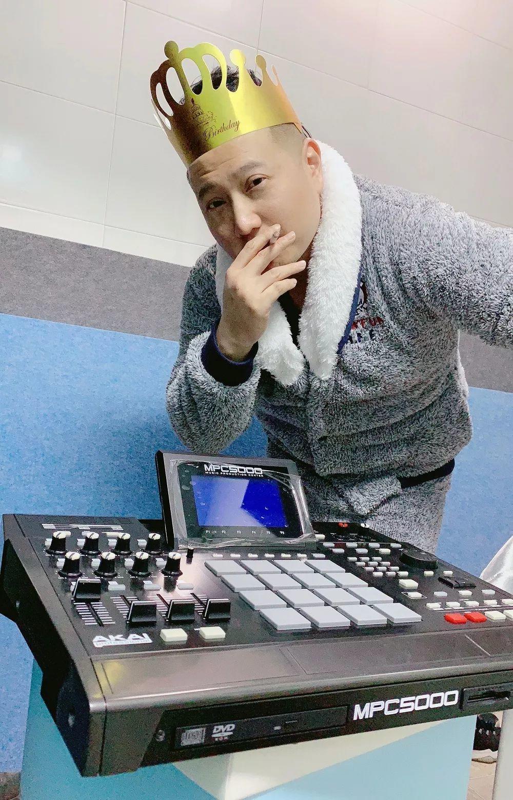 Blakk Bubble,创立竹游人的元老,中文说唱的史诗级人物 | 第17张 | 嘻哈中国 Blakk Bubble,创立竹游人的元老,中文说唱的史诗级人物 | 第17张