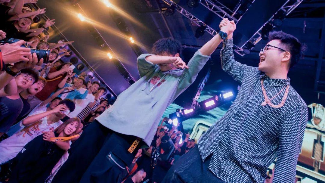 Ayo97,曾把黄旭逼入绝境的追梦少年,创造了爆红说唱单曲的海南之子 | 第13张 | 嘻哈中国 Ayo97,曾把黄旭逼入绝境的追梦少年,创造了爆红说唱单曲的海南之子 | 第13张