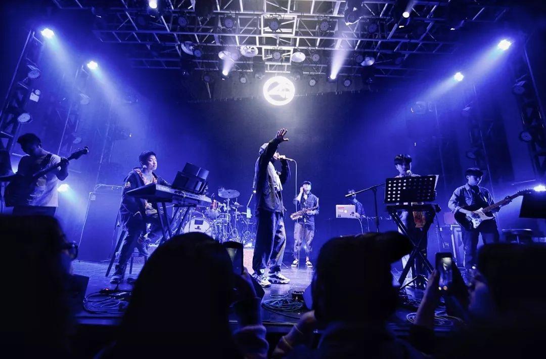 Chill Boy 只关注新说唱的跟风X,绝不可能挖掘到这个宝藏boy | 第6张 | 嘻哈中国 Chill Boy 只关注新说唱的跟风X,绝不可能挖掘到这个宝藏boy | 第6张