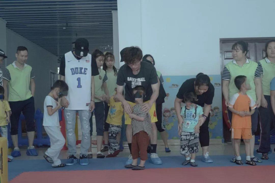 每年儿童节,都有一群说唱歌手为孩子们义演 | 第9张 | 嘻哈中国 每年儿童节,都有一群说唱歌手为孩子们义演 | 第9张