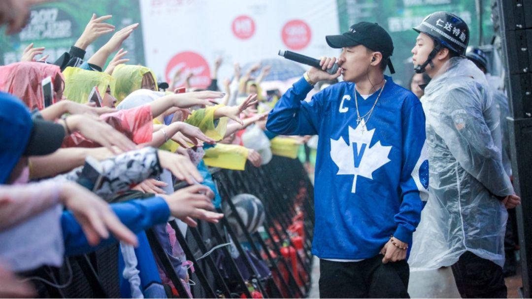 蛋堡 Lu1 王闪火 小老虎,中国的爵士说唱歌手原来都是诗人 | 第11张 | 嘻哈中国 蛋堡 Lu1 王闪火 小老虎,中国的爵士说唱歌手原来都是诗人 | 第11张