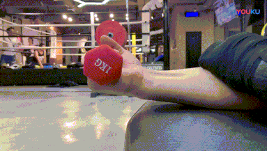 街舞 | 每个炸场动作的背后，你的手腕都在默默承受伤痛…