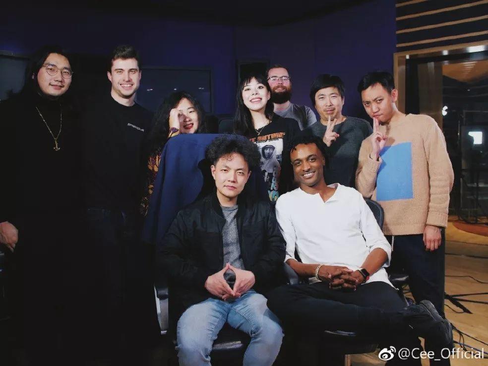 CEE 让Jony J/大傻/功夫胖告诉你什么是真正的OG | 第15张 | 嘻哈中国 CEE 让Jony J/大傻/功夫胖告诉你什么是真正的OG | 第15张