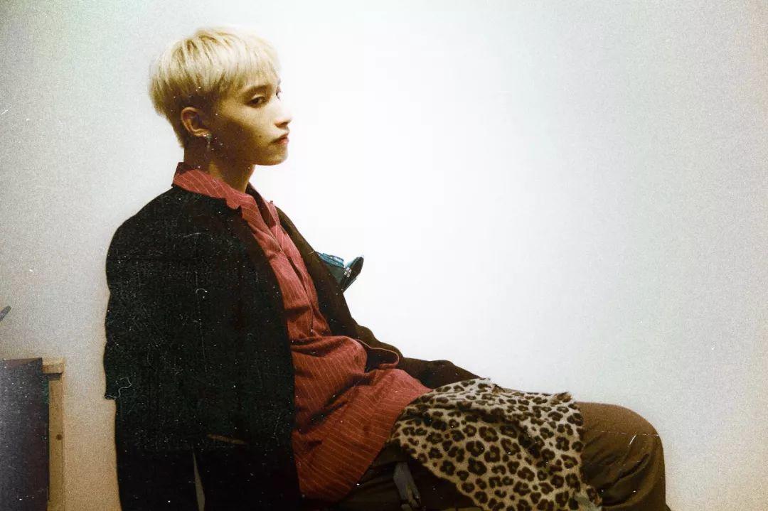 从小学画画、初中玩说唱、大学做潮牌,斜杠青年李大奔到底还有多少秘密? | 第8张 | 嘻哈中国 从小学画画、初中玩说唱、大学做潮牌,斜杠青年李大奔到底还有多少秘密? | 第8张