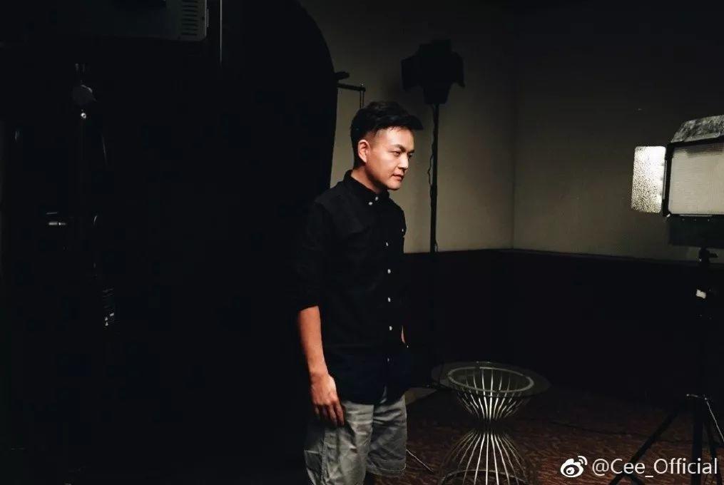 CEE 让Jony J/大傻/功夫胖告诉你什么是真正的OG | 第5张 | 嘻哈中国 CEE 让Jony J/大傻/功夫胖告诉你什么是真正的OG | 第5张