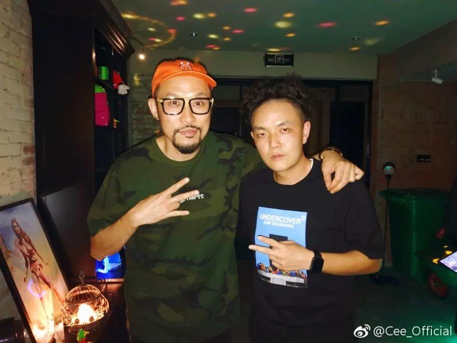 CEE 让Jony J/大傻/功夫胖告诉你什么是真正的OG | 第14张 | 嘻哈中国 CEE 让Jony J/大傻/功夫胖告诉你什么是真正的OG | 第14张