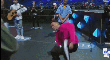 中国新说唱 邓紫棋泪奔,黄旭孙旭开掐,女生现场互怼。 | 第16张 | 嘻哈中国 中国新说唱 邓紫棋泪奔,黄旭孙旭开掐,女生现场互怼。 | 第16张