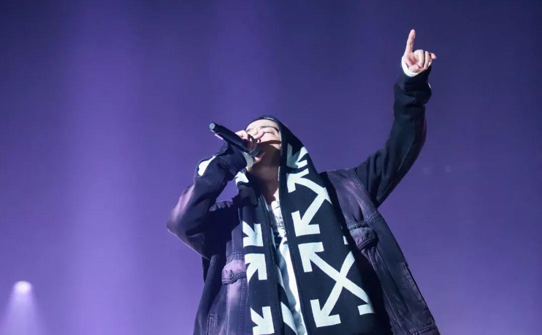 时隔七年,Jony J 从start it underground到参天大树,他仍是当年的豆芽… | 第11张 | 嘻哈中国 时隔七年,Jony J 从start it underground到参天大树,他仍是当年的豆芽… | 第11张