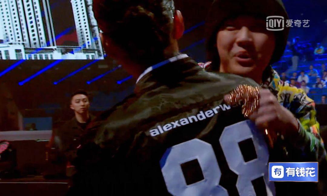 中国新说唱第二季第一期 吴亦凡C位担当；西奥Sio忘词遭淘汰；黄旭孙旭摩擦起beef…… | 第50张