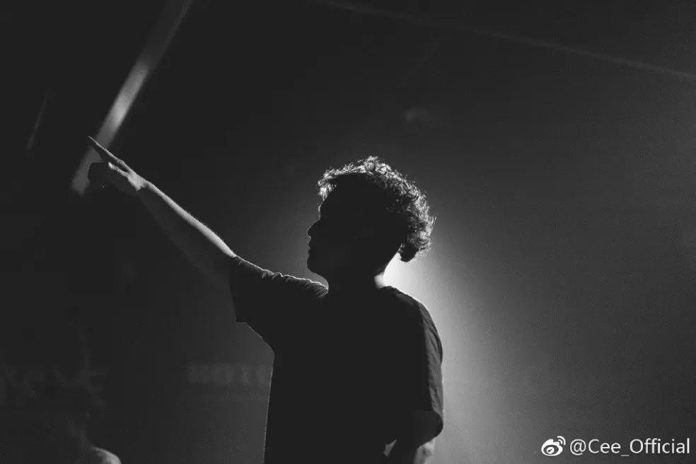 CEE 让Jony J/大傻/功夫胖告诉你什么是真正的OG | 第12张 | 嘻哈中国 CEE 让Jony J/大傻/功夫胖告诉你什么是真正的OG | 第12张