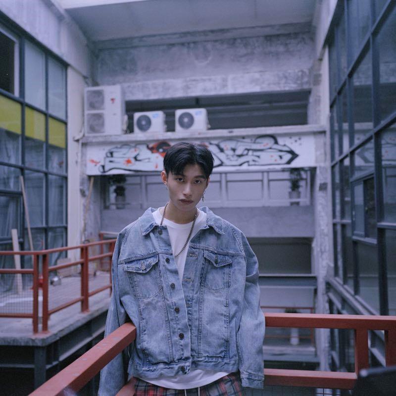 从小学画画、初中玩说唱、大学做潮牌,斜杠青年李大奔到底还有多少秘密? | 第5张 | 嘻哈中国 从小学画画、初中玩说唱、大学做潮牌,斜杠青年李大奔到底还有多少秘密? | 第5张