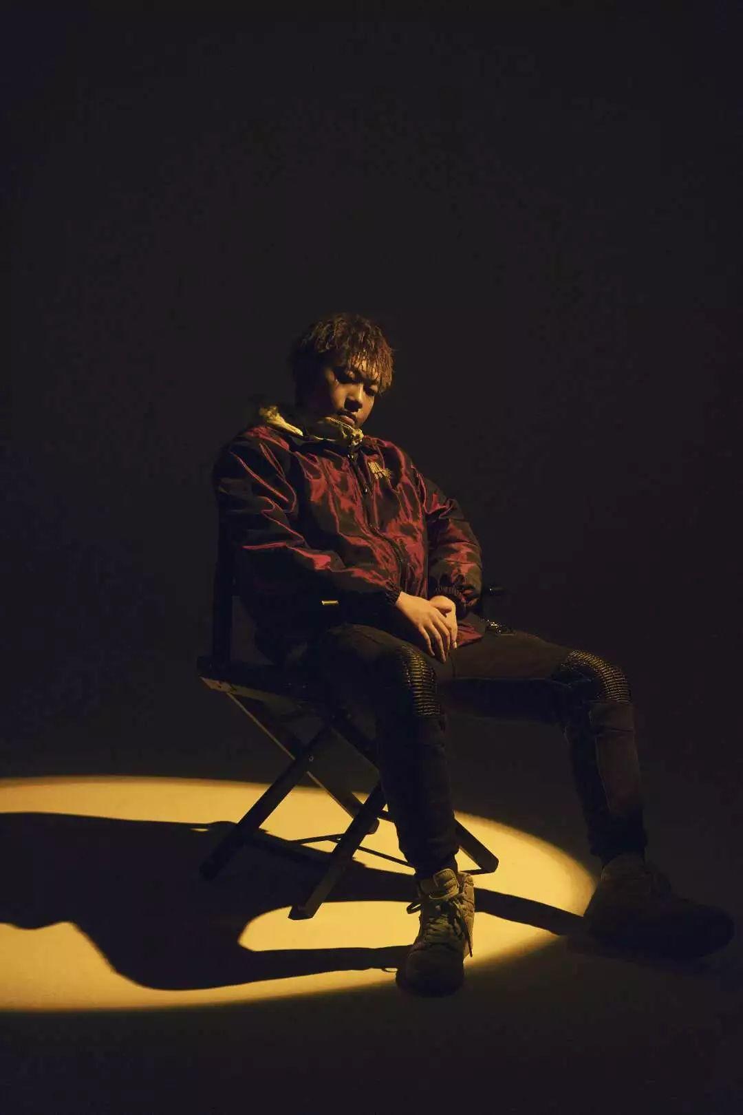 L4WUDU 他是“嘞是雾都”的创造者,也是中文Trap第一人! | 第6张 | 嘻哈中国 L4WUDU 他是“嘞是雾都”的创造者,也是中文Trap第一人! | 第6张