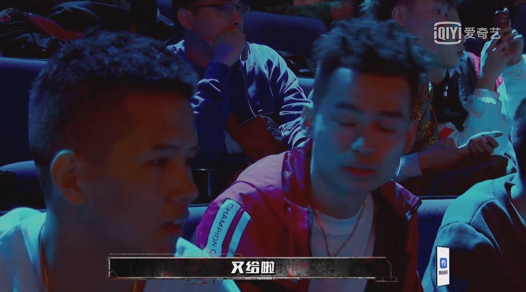 中国新说唱 邓紫棋泪奔,黄旭孙旭开掐,女生现场互怼。 | 第1张 | 嘻哈中国 中国新说唱 邓紫棋泪奔,黄旭孙旭开掐,女生现场互怼。 | 第1张