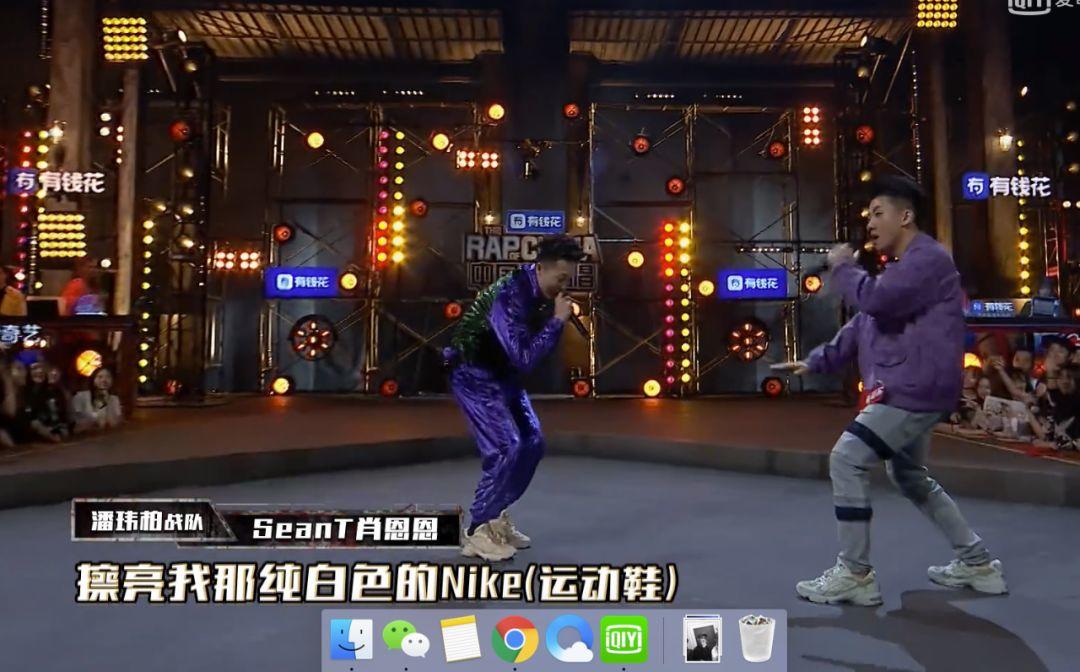 大傻穿上丝绸 AF 1,“冷门代表”吴亦凡上脚 AJ 4 白银 | 第4张 | 嘻哈中国 大傻穿上丝绸 AF 1,“冷门代表”吴亦凡上脚 AJ 4 白银 | 第4张