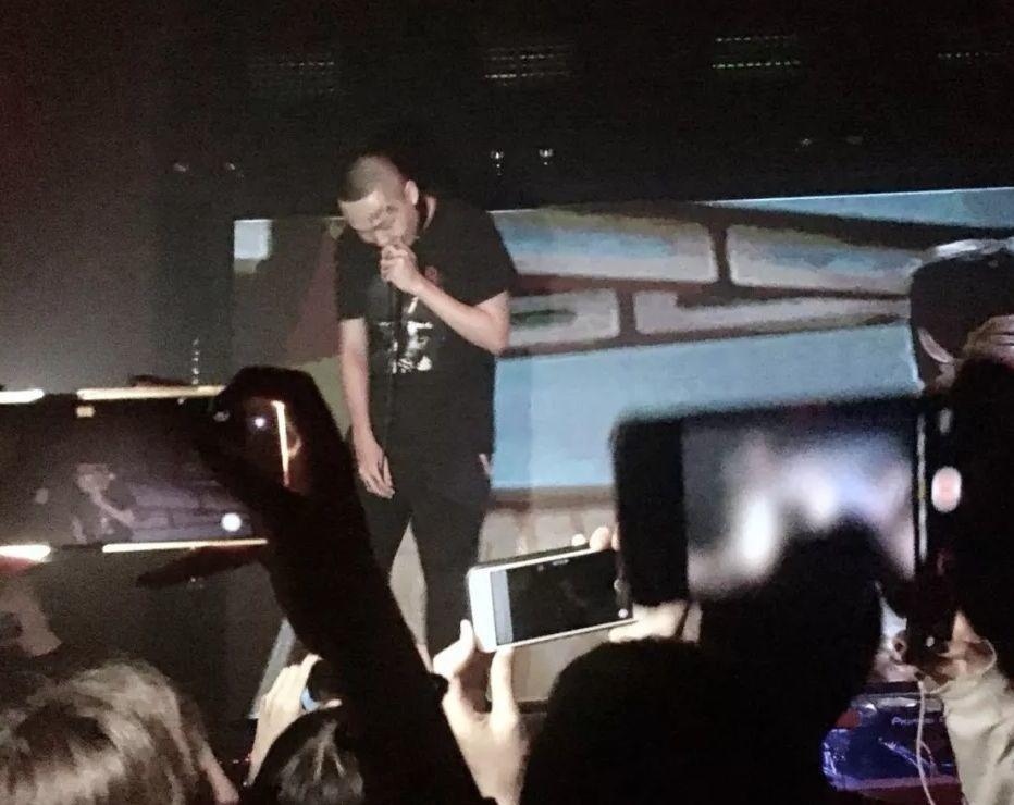 他是中文说唱圈里知名的“情感博主”