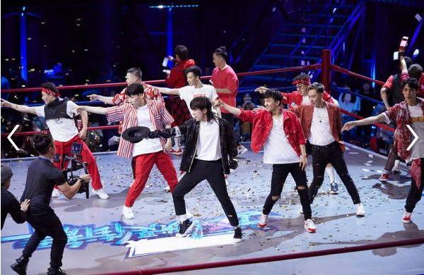 《这就是街舞2》易燃装置踢“态度与气”牌匾回击韩庚战队引争议