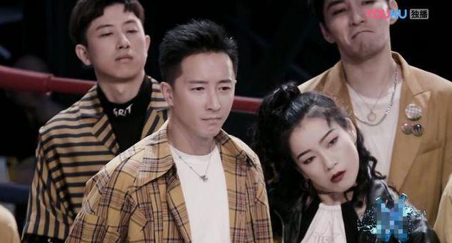 《这就是街舞2》易燃装置踢“态度与气”牌匾回击韩庚战队引争议