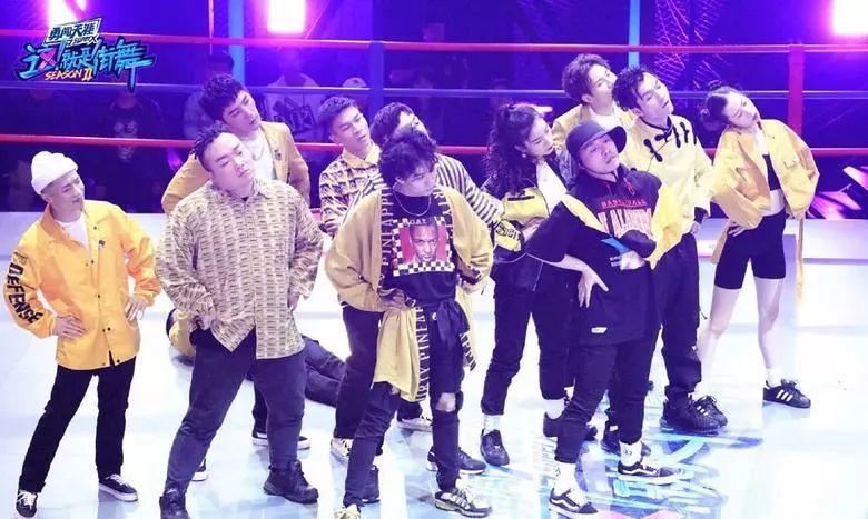 这就是街舞2，battle“踢牌匾”是否过激？