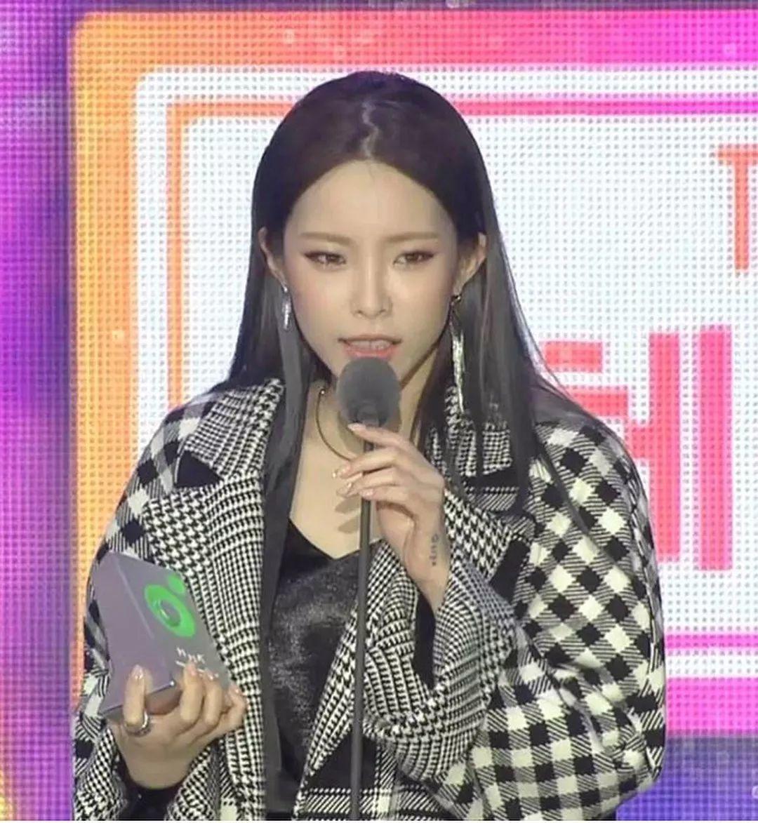 Heize黑泽 从打工仔到音源强盗,这个女rapper我又可以了 | 第4张 | 嘻哈中国 Heize黑泽 从打工仔到音源强盗,这个女rapper我又可以了 | 第4张