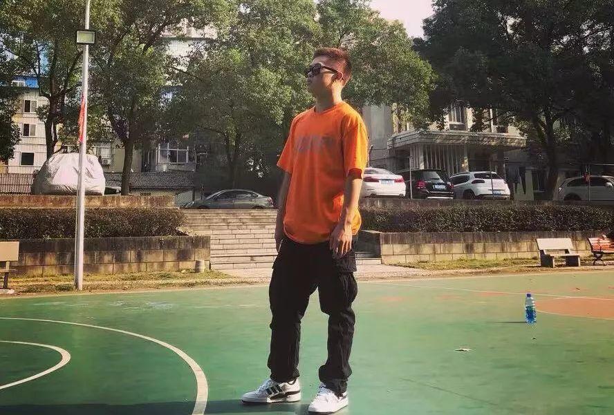 Bboy仙人:参加完《这就是街舞》,我好像不会跳舞了 | 第1张 | 嘻哈中国 Bboy仙人:参加完《这就是街舞》,我好像不会跳舞了 | 第1张