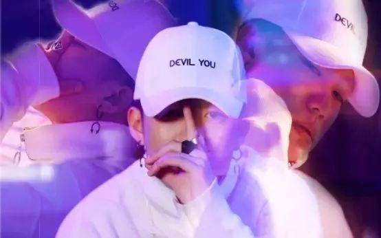 香港的动乱事件发生后，我们的说唱歌手都做了些什么