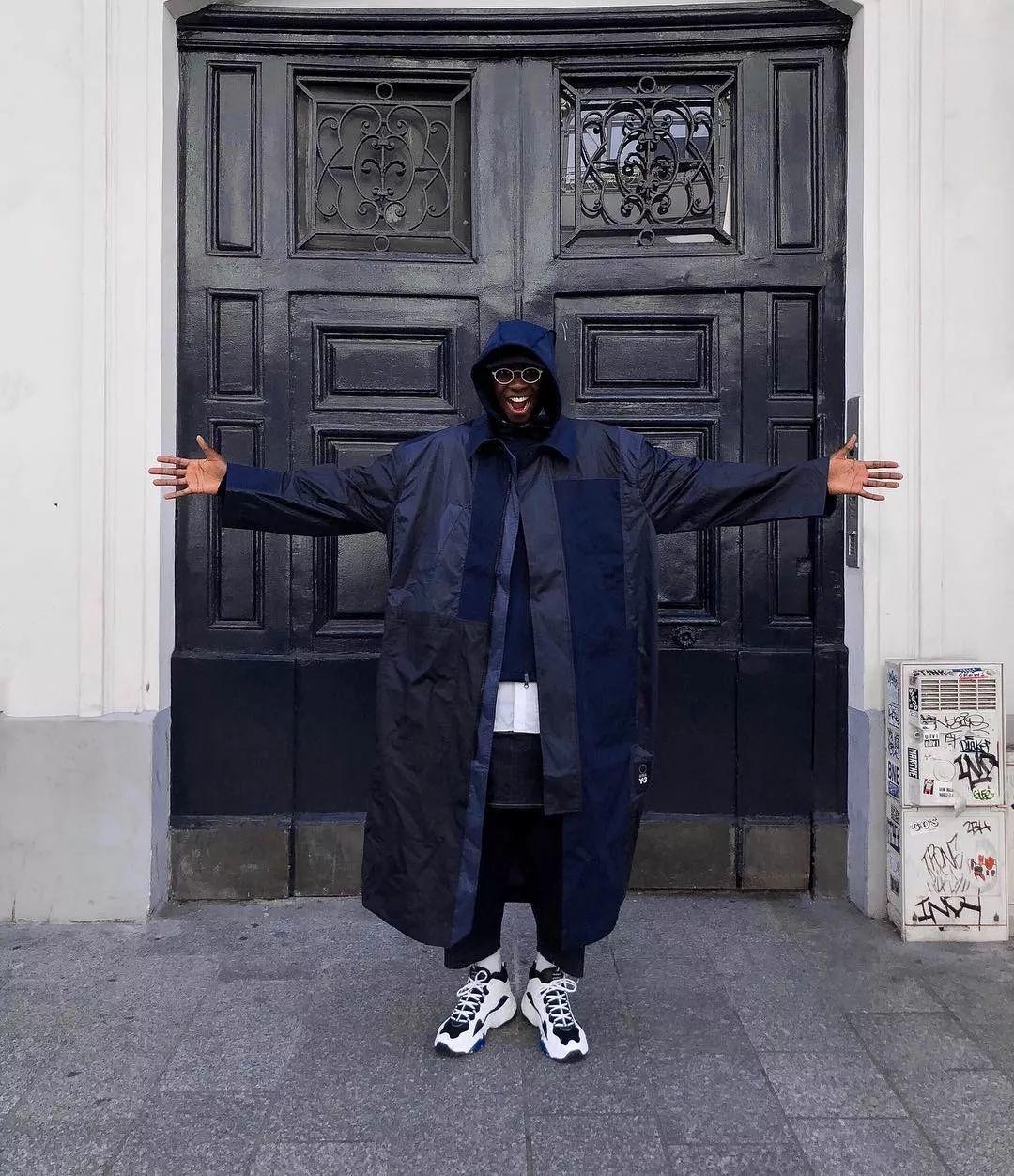 当代亚文化青年和嘻哈粉，是如何用手势交流的？