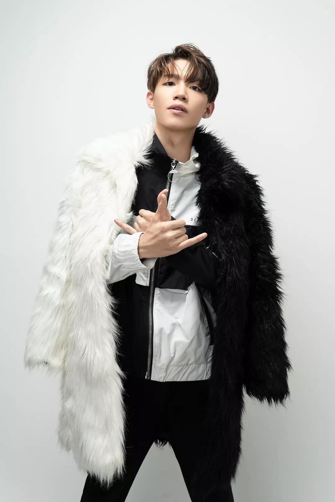 王浩轩 暴扣哥才是《中国新说唱》的最大赢家? | 第15张 | 嘻哈中国 王浩轩 暴扣哥才是《中国新说唱》的最大赢家? | 第15张