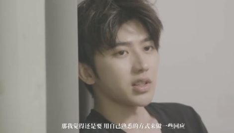 蔡徐坤企图用说唱证明自己，但他还是比不过吴亦凡