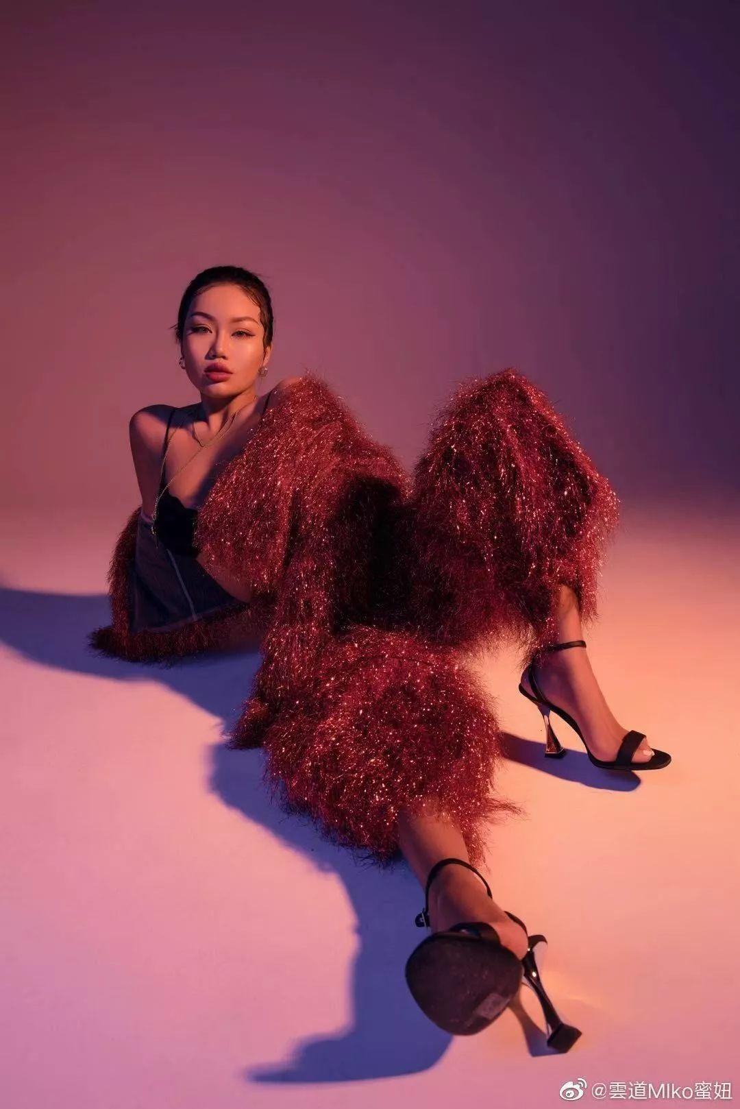 一大波女rapper,本可以靠颜值,却非要用才华吊打脸谱式网红? | 第25张 | 嘻哈中国 一大波女rapper,本可以靠颜值,却非要用才华吊打脸谱式网红? | 第25张