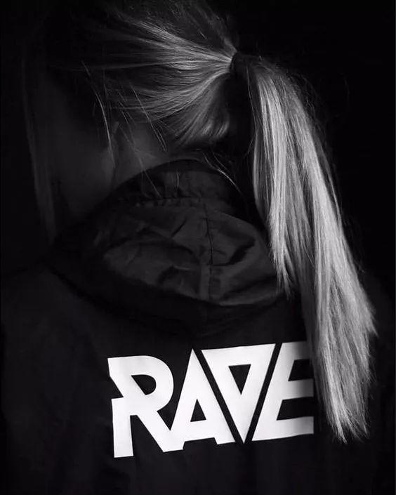 Rave究竟是个啥?真的是去蹦迪的意思吗? | 第1张 | 嘻哈中国 Rave究竟是个啥?真的是去蹦迪的意思吗? | 第1张