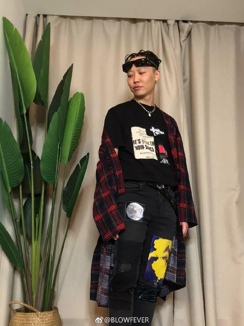 去年新说唱吴亦凡战队中,隐藏着最不起眼的一个狠角色! | 第14张 | 嘻哈中国 去年新说唱吴亦凡战队中,隐藏着最不起眼的一个狠角色! | 第14张