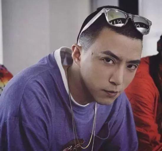 Jony J “豆芽”已经扎根土地,长成了“参天大树” | 第20张 | 嘻哈中国 Jony J “豆芽”已经扎根土地,长成了“参天大树” | 第20张