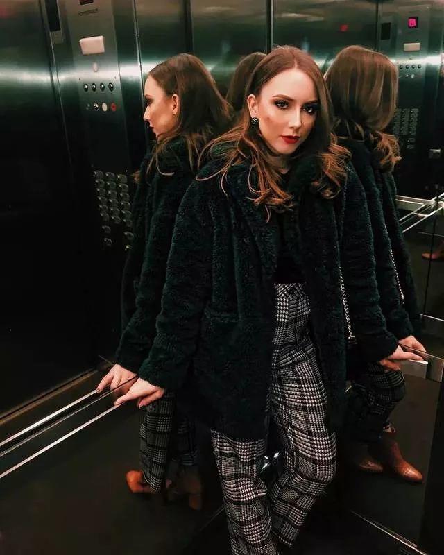 在演唱会上给Eminem立墓碑?这个白人Rapper想红想疯了 | 第9张 | 嘻哈中国 在演唱会上给Eminem立墓碑?这个白人Rapper想红想疯了 | 第9张