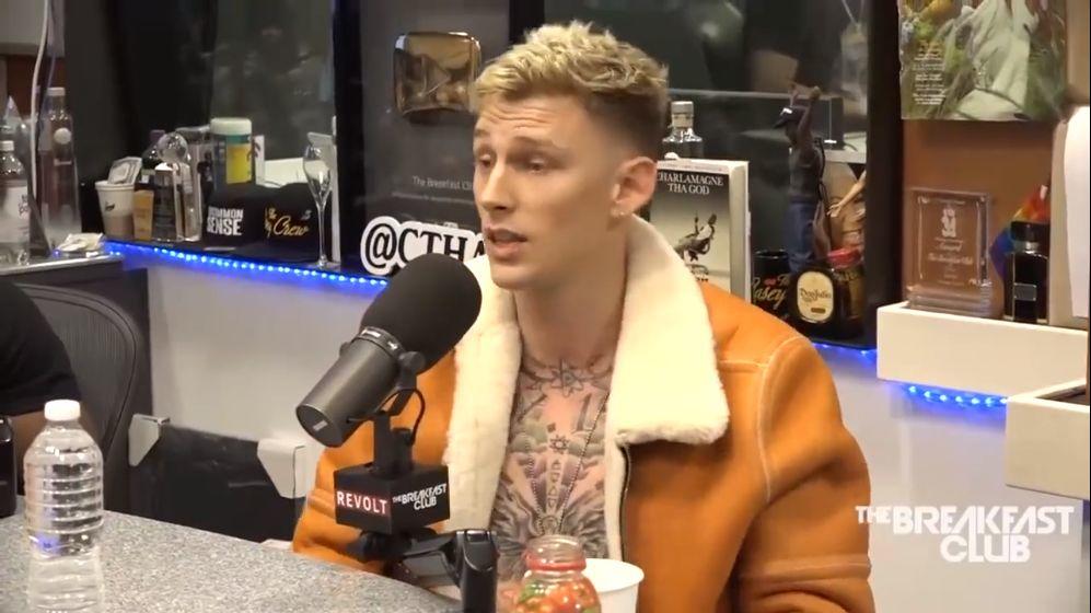 在演唱会上给Eminem立墓碑?这个白人Rapper想红想疯了 | 第13张 | 嘻哈中国 在演唱会上给Eminem立墓碑?这个白人Rapper想红想疯了 | 第13张