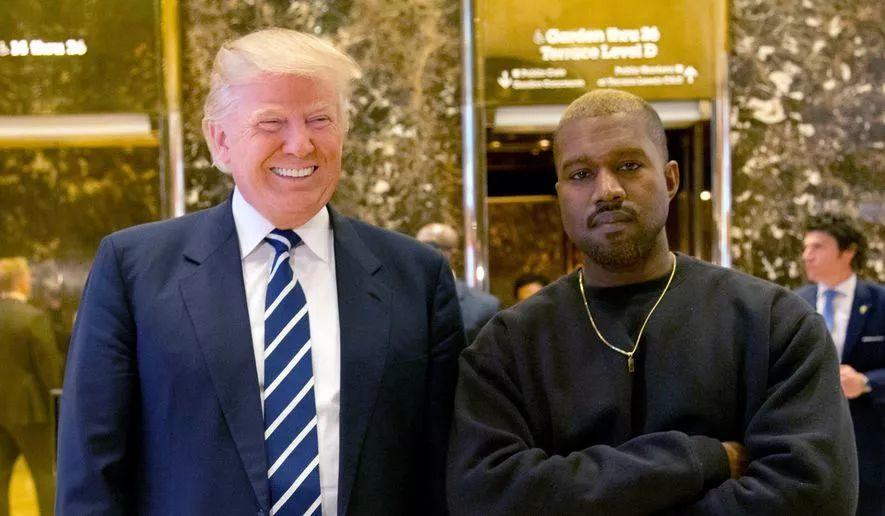 侃爷不仅有钱,还有屁股霸道的卡戴珊 | 第14张 | 嘻哈中国 侃爷不仅有钱,还有屁股霸道的卡戴珊 | 第14张