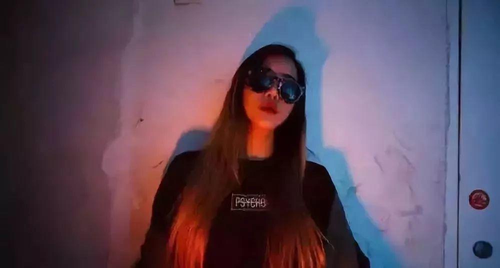 楊佬叁 在众多抖音神曲中 你一定刷到过她的歌 | 第4张 | 嘻哈中国 楊佬叁 在众多抖音神曲中 你一定刷到过她的歌 | 第4张