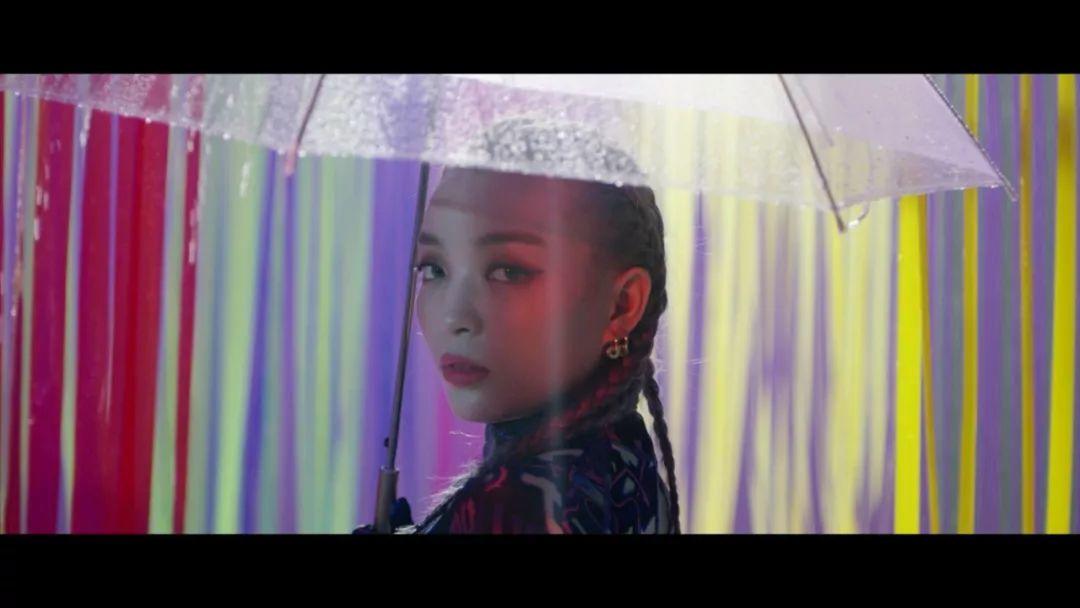 从地下到主流,VaVa毛衍七才是完美典范 | 第4张 | 嘻哈中国 从地下到主流,VaVa毛衍七才是完美典范 | 第4张